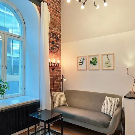 Stylish Historic Loft - Your Comfy Old Town Stop! Apartman Tallinn