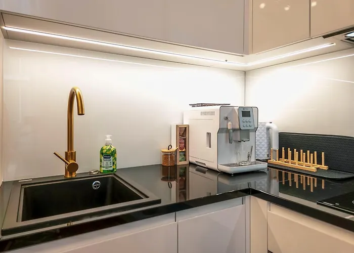 Distillery Factory Loft By Rotermann Apts *